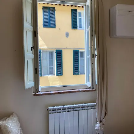 公寓 Golden Lily Lucca- Centro Storico *